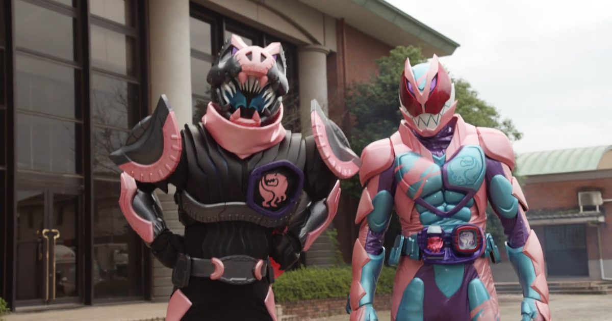 Kamen Riders Revi And Vice